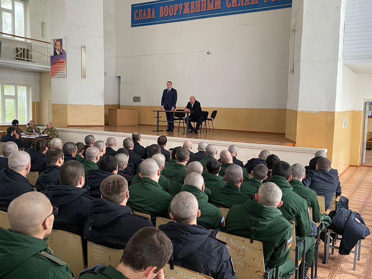 Запир Алхасов посетил республиканский сборный пункт
