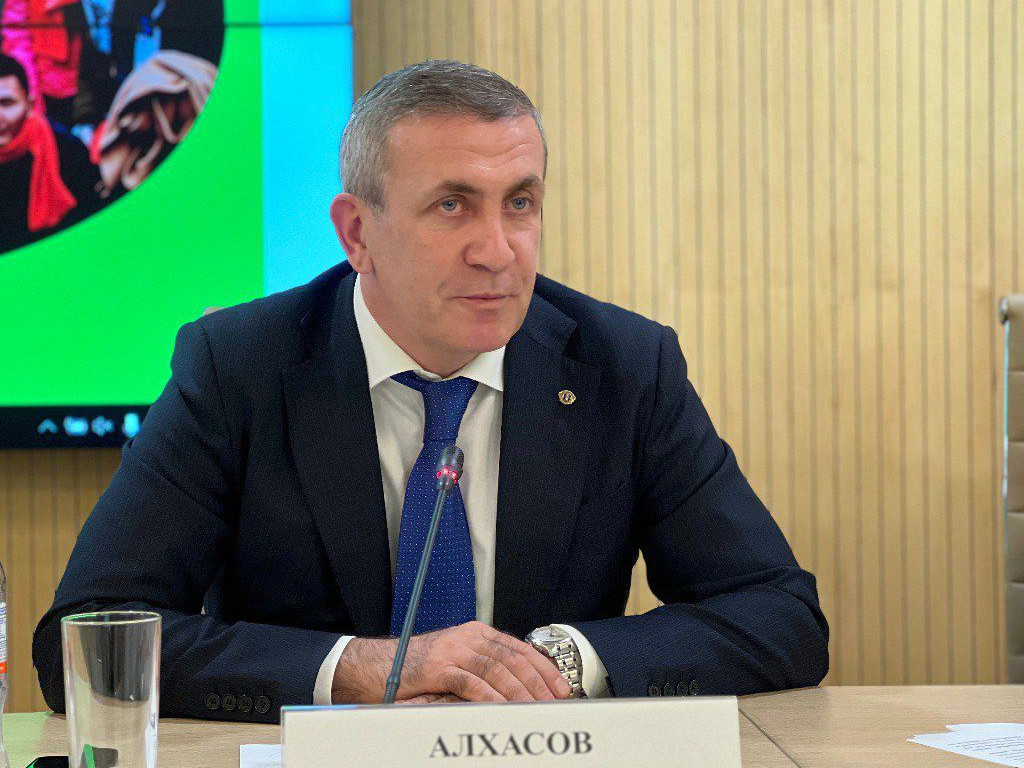 Омбудсмен Дагестана выступил на общероссийском форуме по развитию молодежных сообществ в образовательных организациях