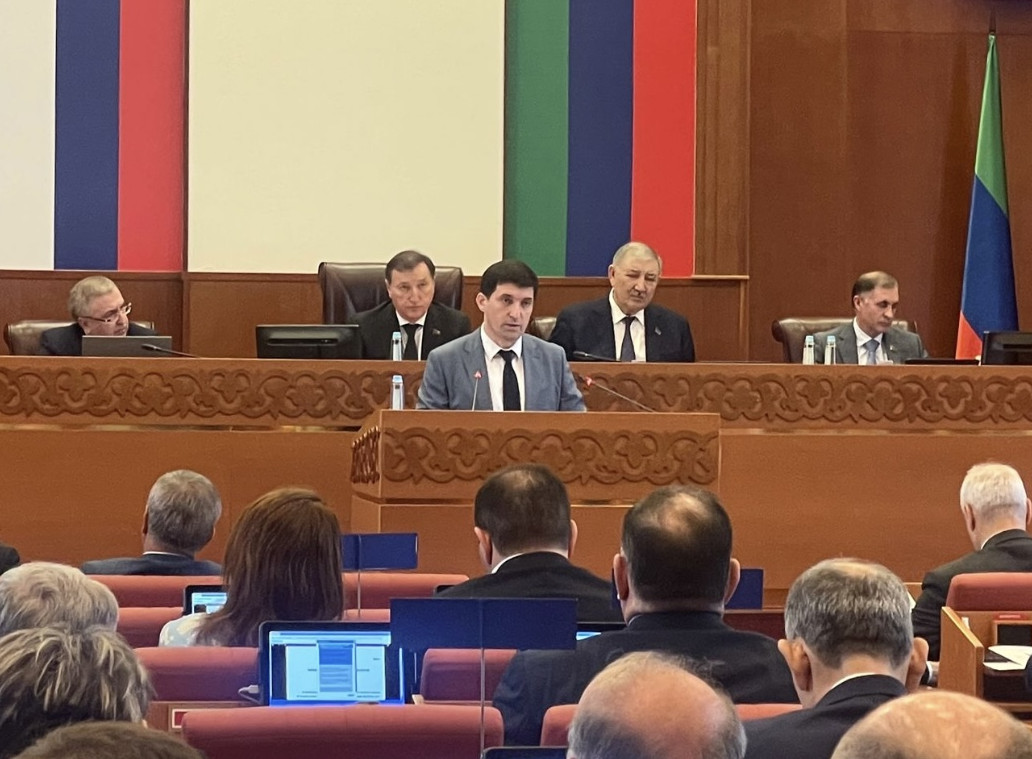 Джамал Алиев представил свой ежегодный Доклад на Сессии Народного Собрания Республики Дагестан