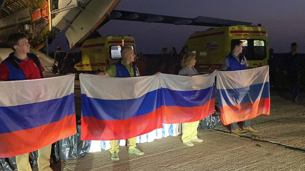 Российские военнослужащие возвращены из плена