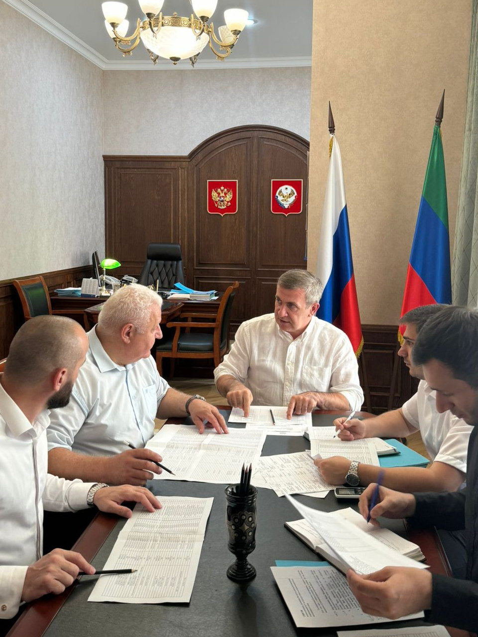 Запир Алхасов провел рабочую встречу по вопросу возврата российских военнопленных на Родину