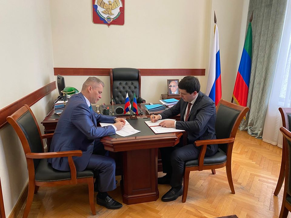 Уполномоченный заключил соглашение о сотрудничестве с начальником Управления ФСИН России по РД