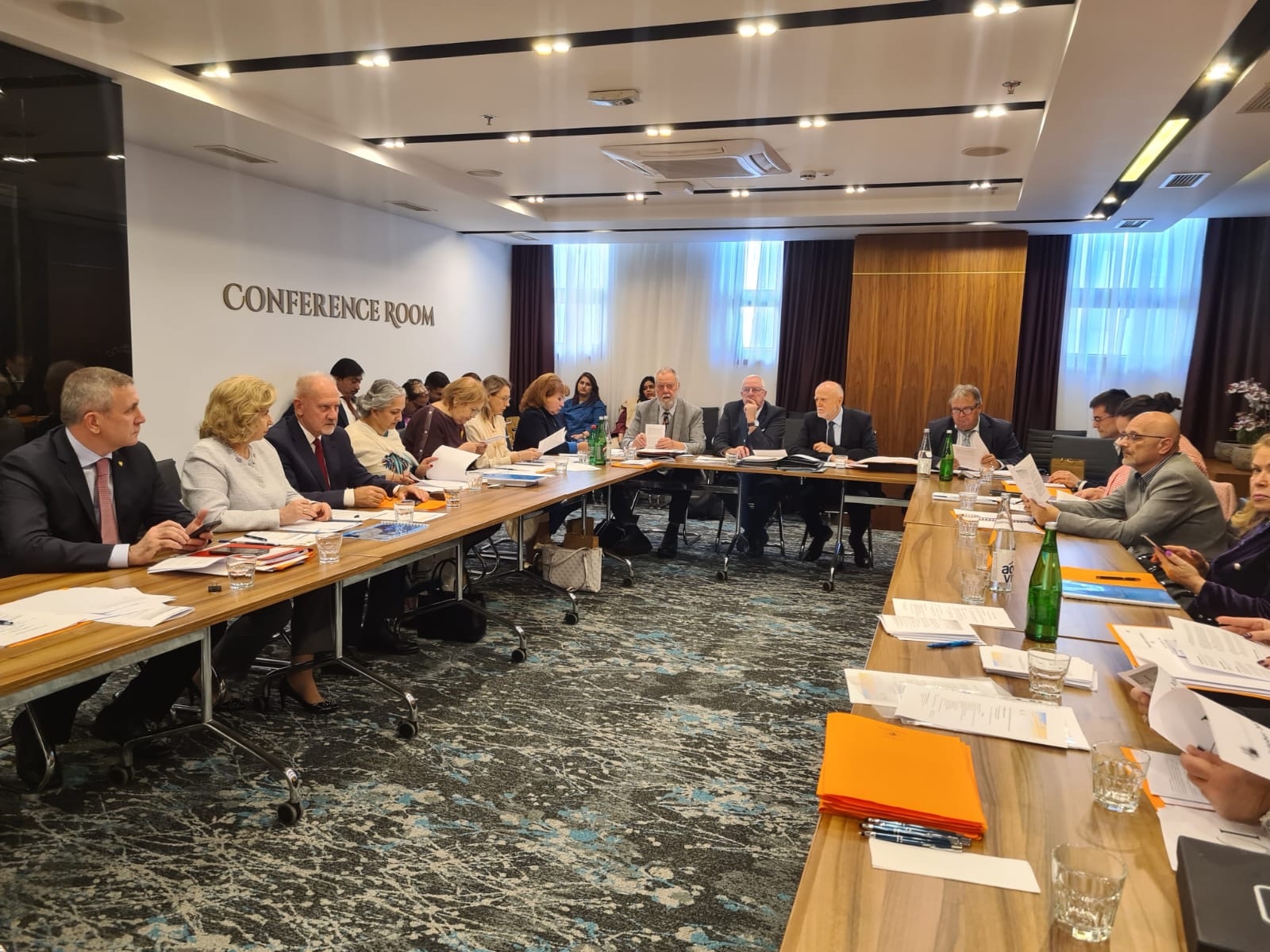 Рабочий визит в Сербию: Уполномоченные России принимают участие в Генеральной Ассамблее Европейского института омбудсмена