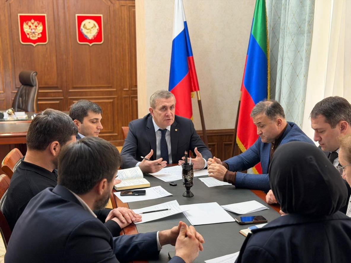 Уполномоченный провел совещание с представителями высших и средних специальных учебных заведений Республики Дагестан, при которых функционируют юридические клиники и где планируется их открытие