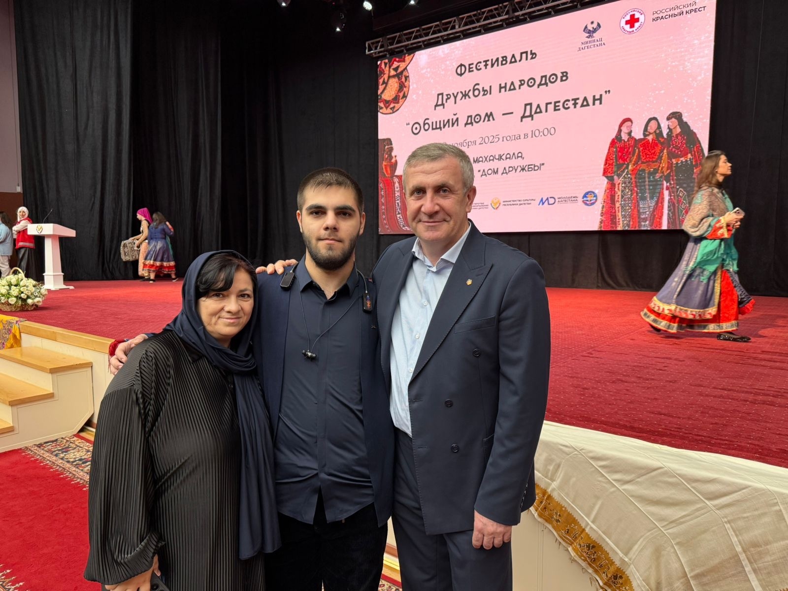 В единстве-наша сила