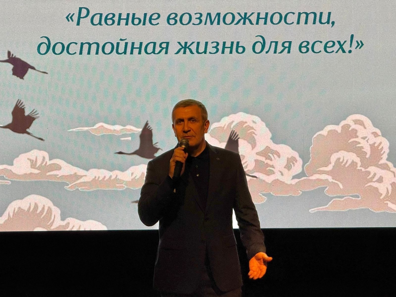 Запир Алхасов принял участие в XVI Республиканском фестивале творчества людей с инвалидностью