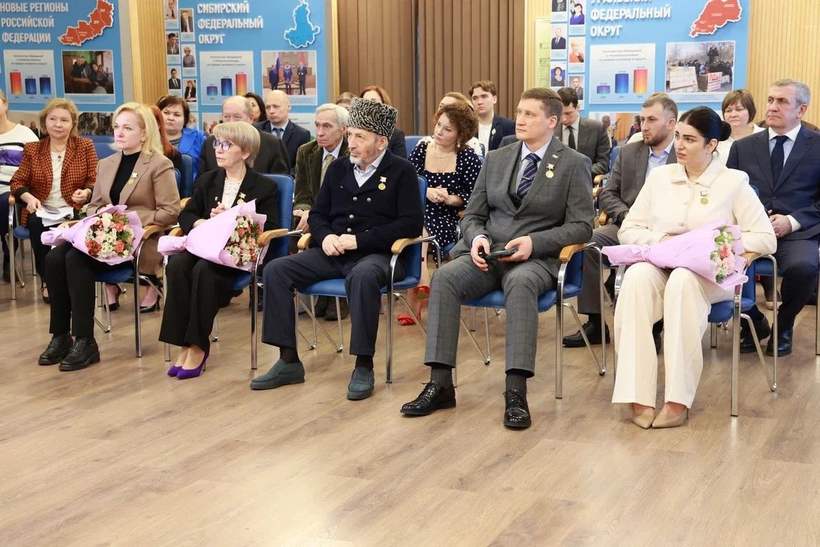 Федеральный омбудсмен Татьяна Москалькова вручила медаль "Спешите делать добро" Муфтию Дагестана