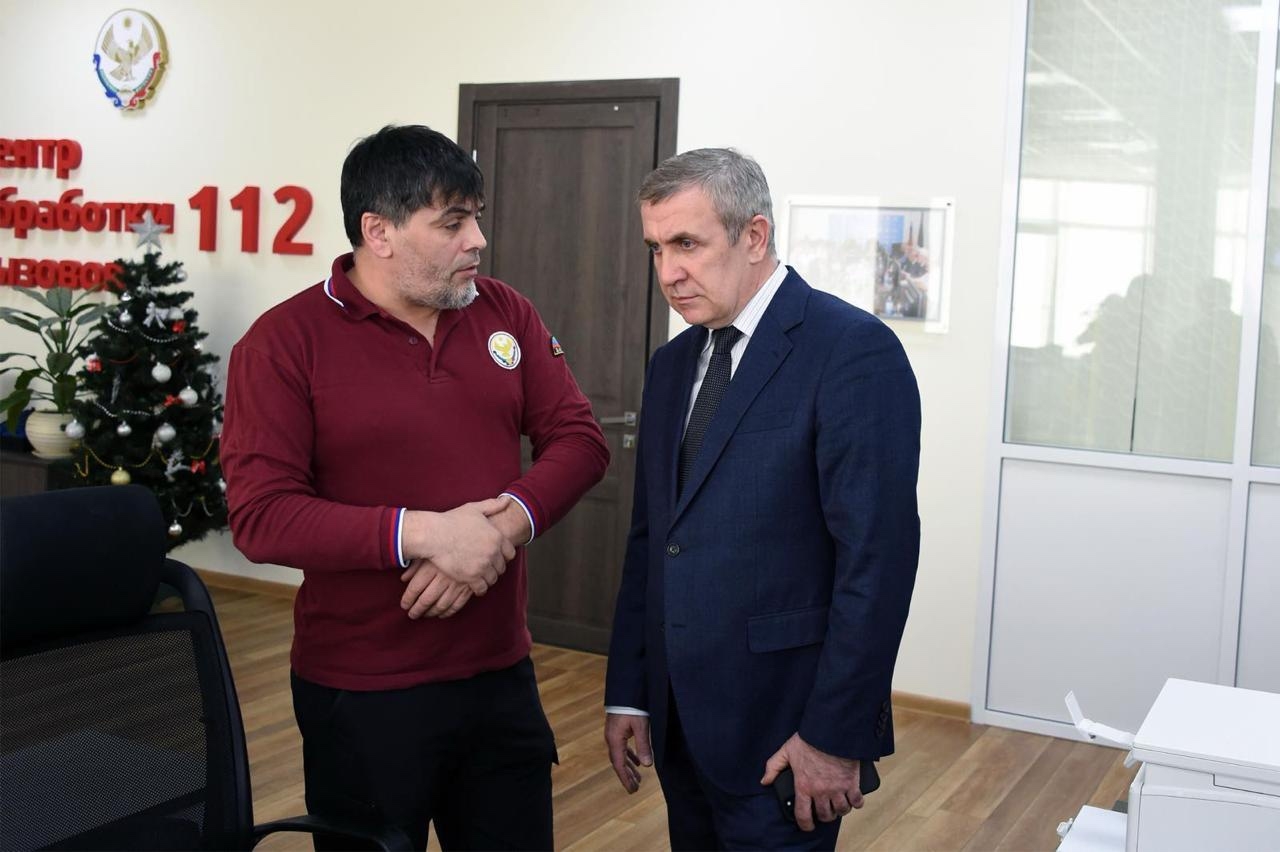 Запир Алхасов посетил Ситуационный центр Республики Дагестан».