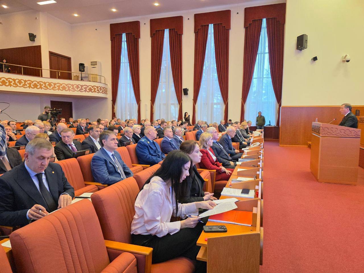 Запир Алхасов выступил с законопроектами, ранее внесенными в Народное Собрание  Республики Дагестан