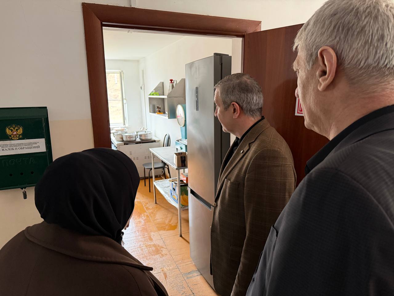 Уполномоченный посетил ГКУ РД «Комплексный социальный центр по оказанию помощи лицам без определенного места жительства»