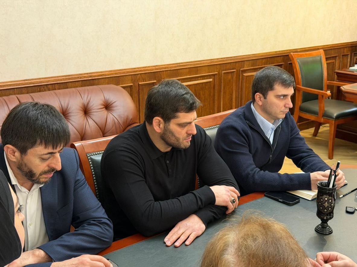 Уполномоченный провел совещание с представителями высших и средних специальных учебных заведений Республики Дагестан, при которых функционируют юридические клиники и где планируется их открытие