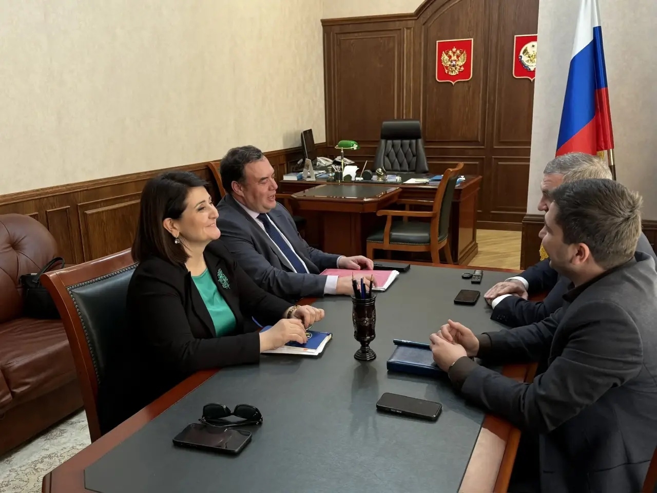 Запир Алхасов провел рабочую встречу с Александром Бродом