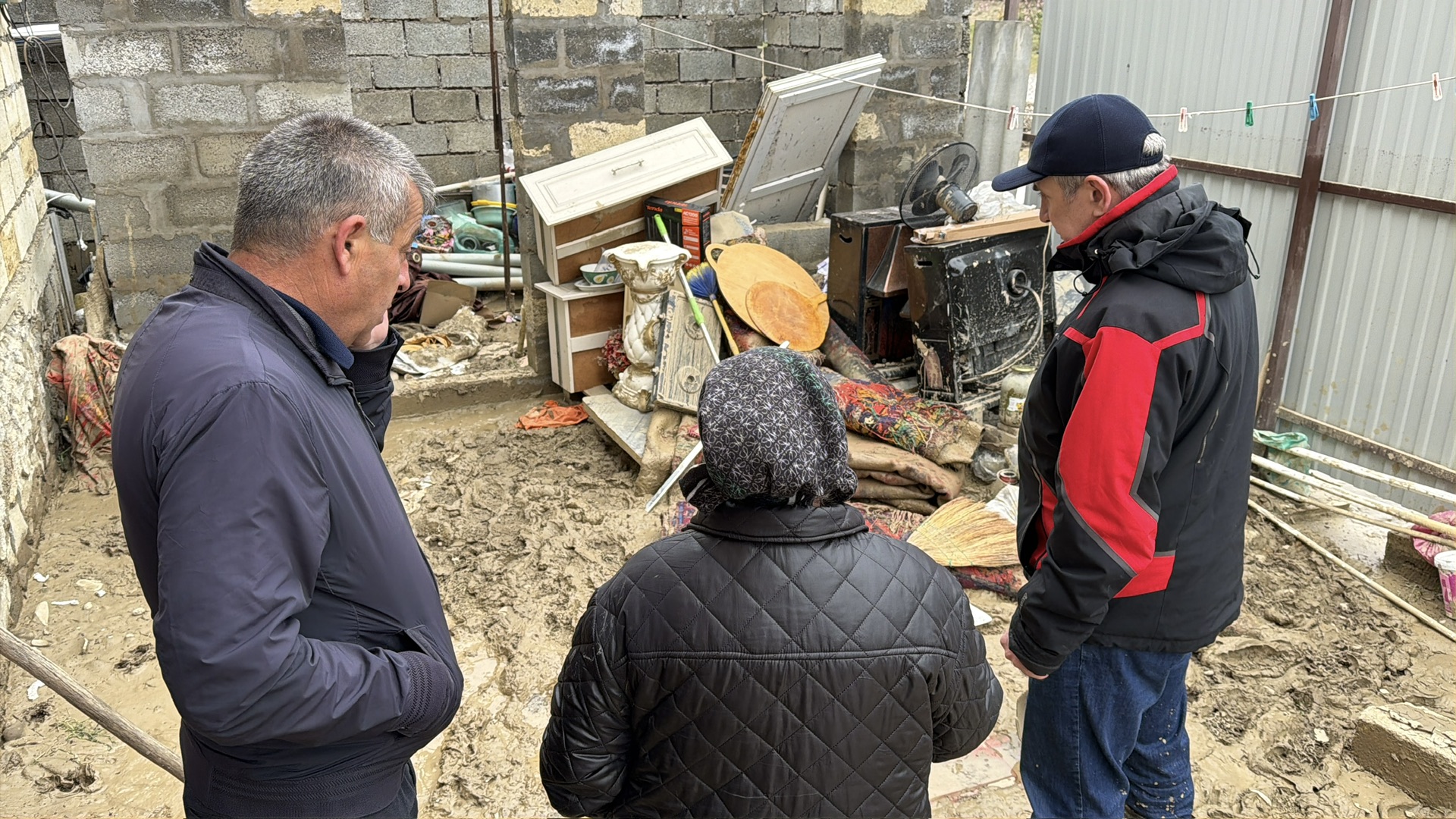 З.Алхасов посетил Дербентский район в связи с последствиями обильных осадков, приведших к подтоплению ряда населённых пунктов муниципалитета