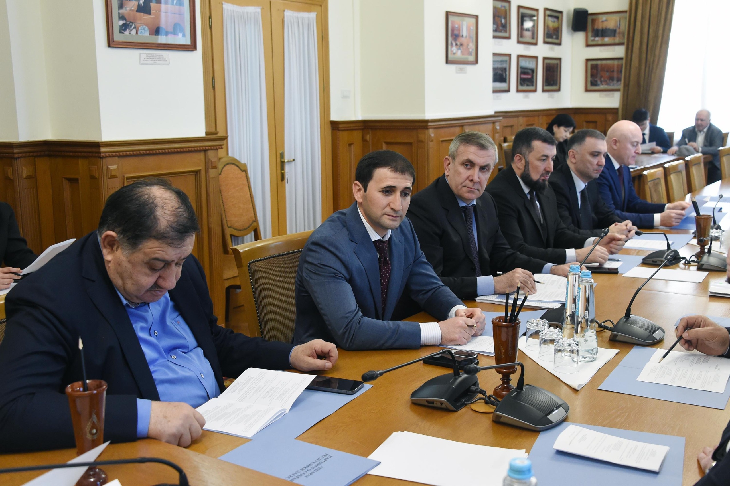 Уполномоченный представил доклад о деятельности за 2025 год на президиуме Народного Собрания РД