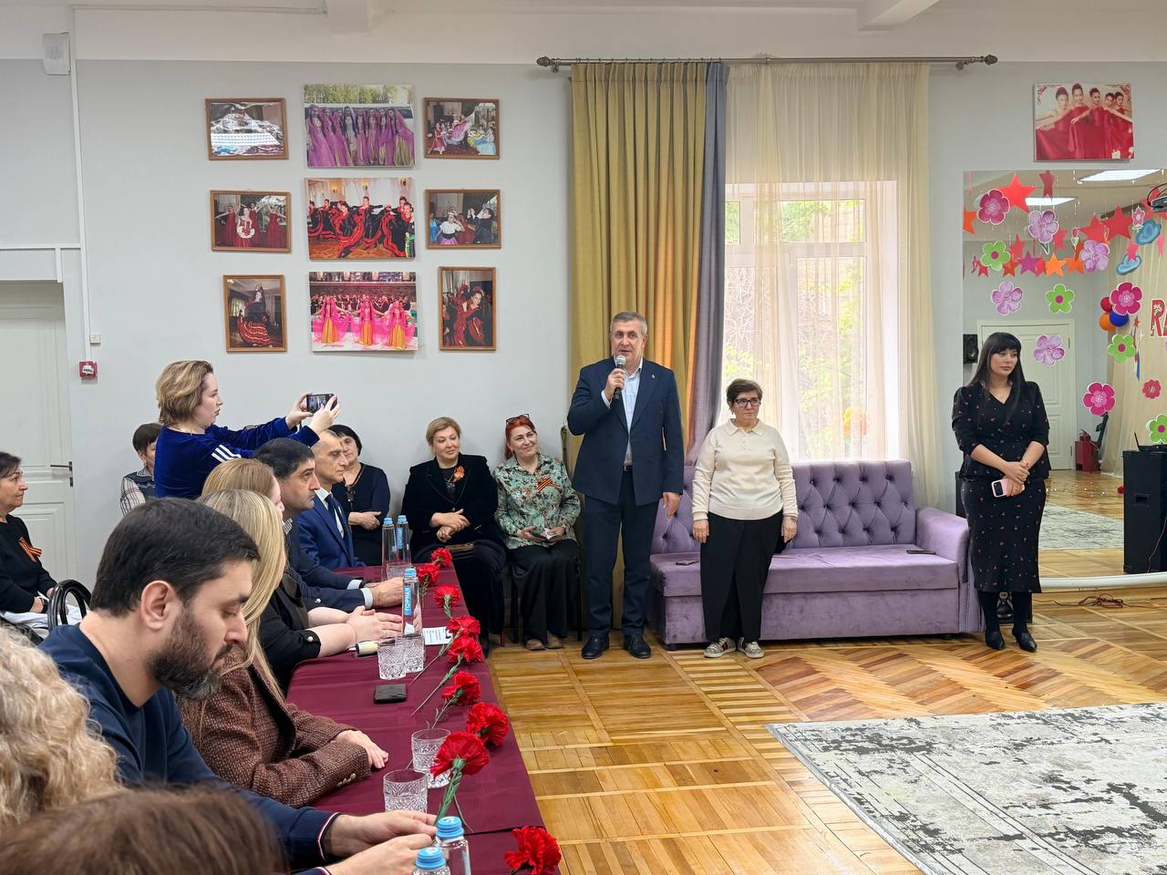 Запир Алхасов провёл встречу с президентом благотворительного фонда «Ангел Надежды» Светланой Романовой