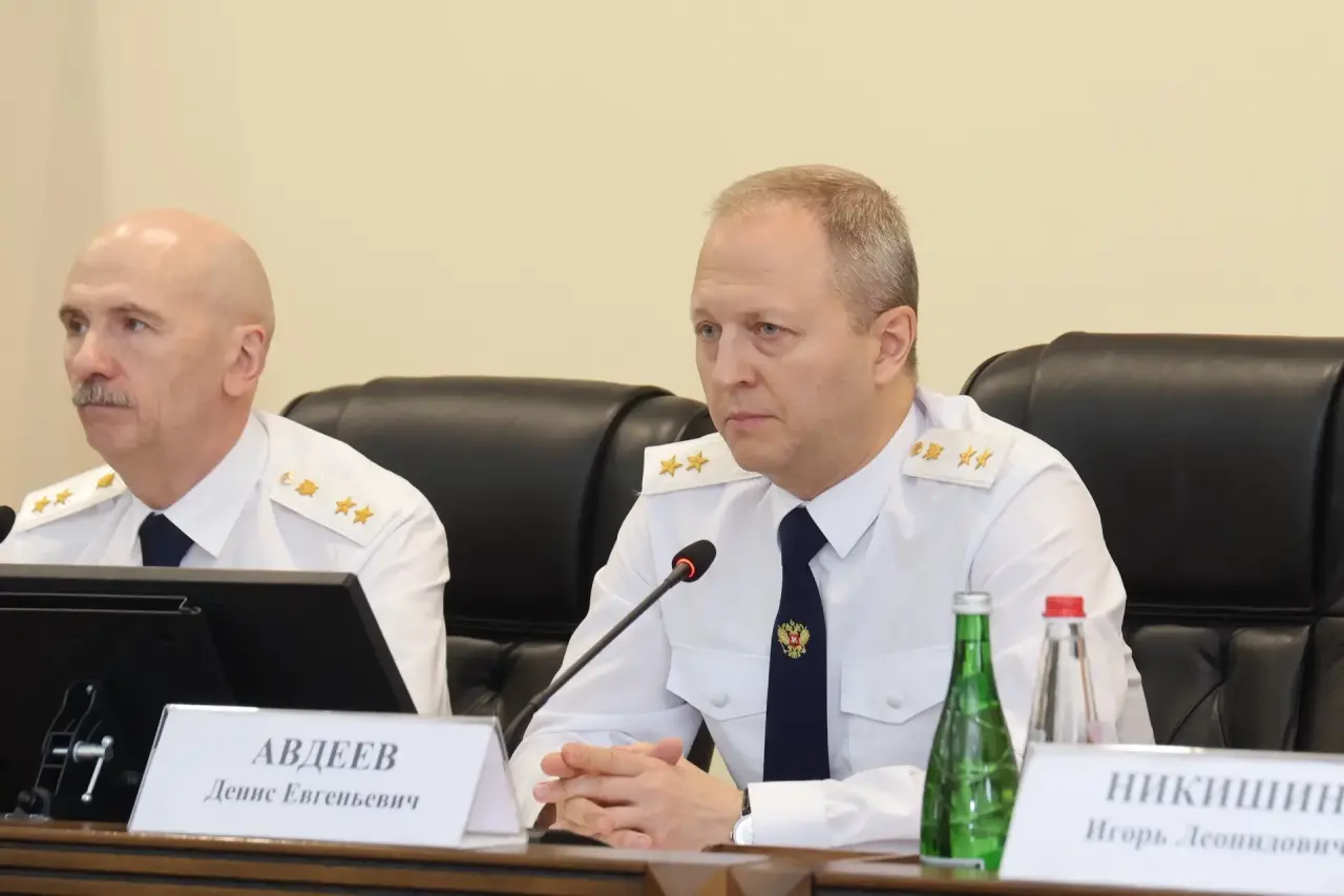 Запир Алхасов принял участие в церемонии официального представления Прокурора Республики Дагестан Дениса Авдеева