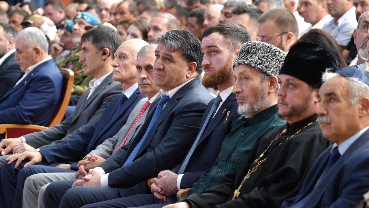 В Махачкале состоялось пленарное заседание Всероссийской конференции, посвященной вопросам профилактики идеологии терроризма