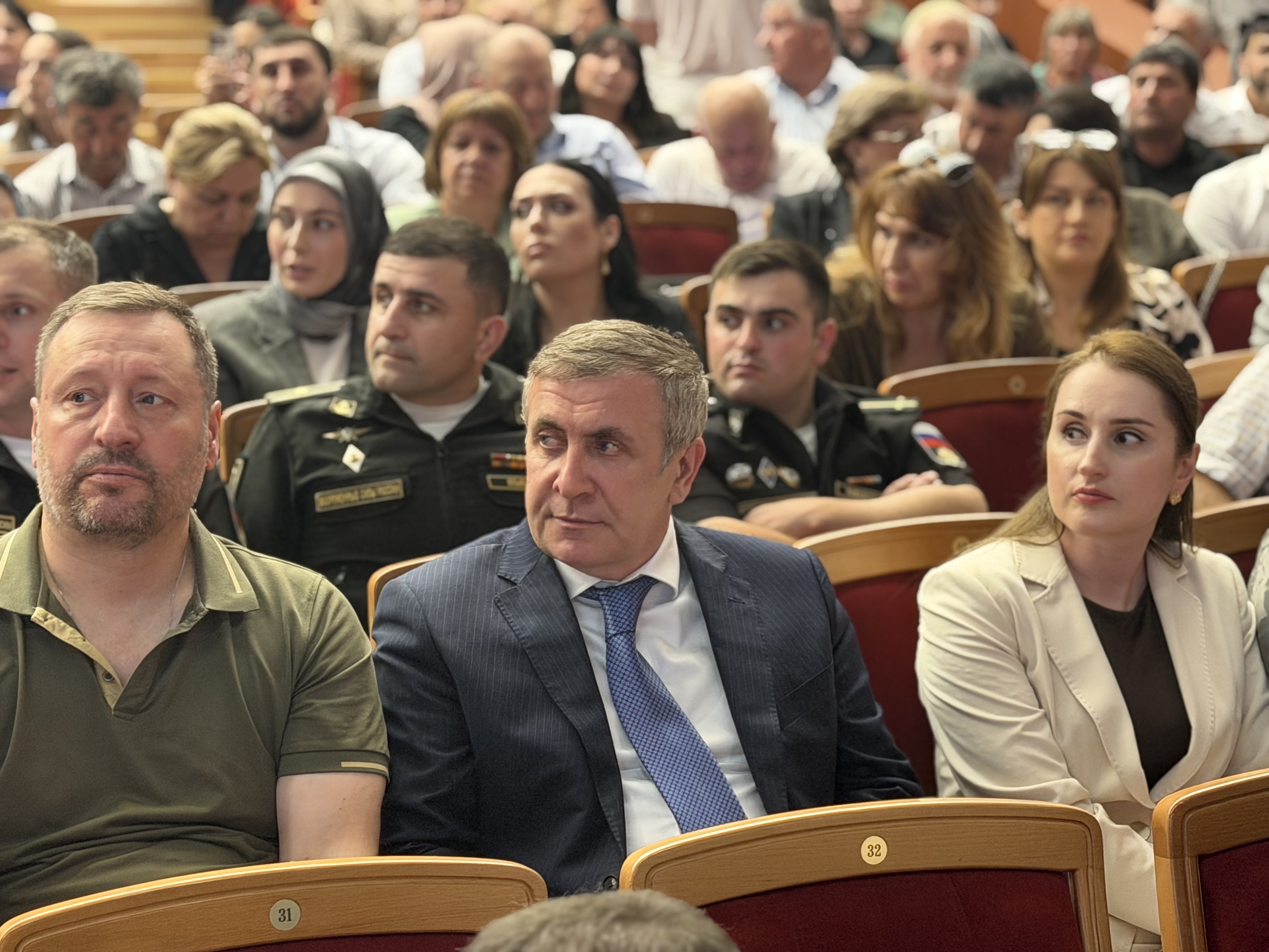 В Махачкале состоялось пленарное заседание Всероссийской конференции, посвященной вопросам профилактики идеологии терроризма